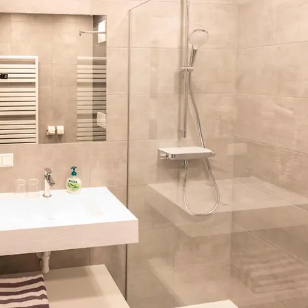 Gaestehaus Kreischberg - Mayer 穆劳附近圣洛伦岑