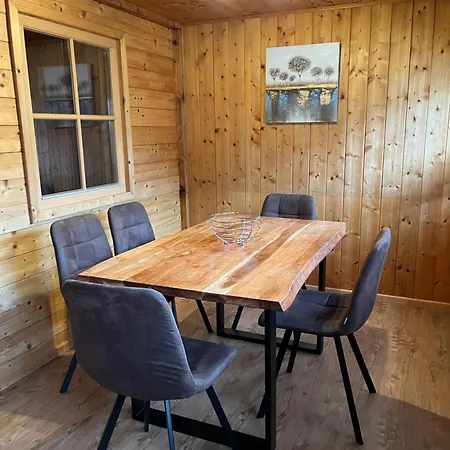 Gaestehaus Kreischberg - Mayer 招待所 穆劳附近圣洛伦岑