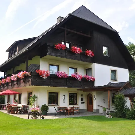 Gaestehaus Kreischberg - Mayer Pensión Sankt Lorenzen ob Murau