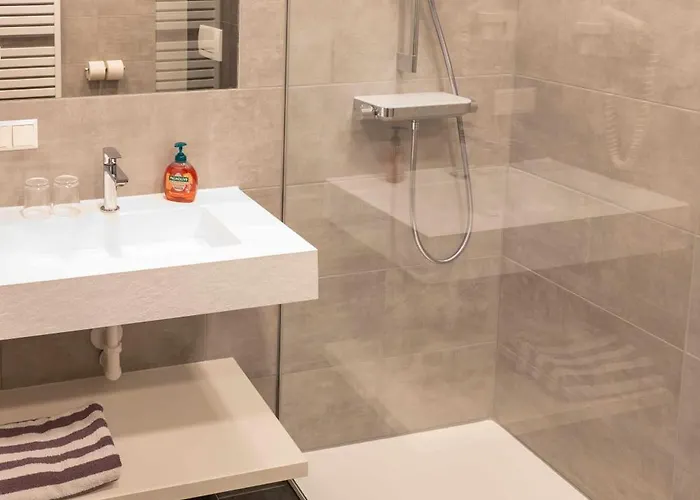 Gasthuis Gaestehaus Kreischberg - Mayer 3*