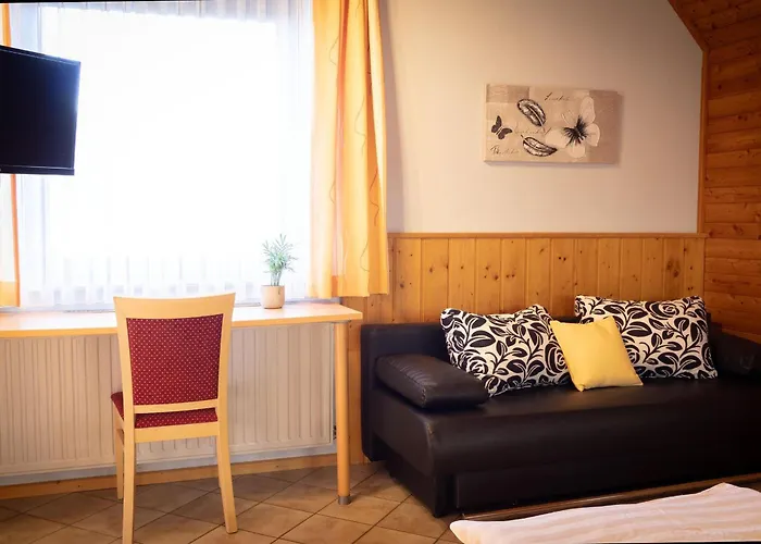 Gasthuis Gaestehaus Kreischberg - Mayer 3*